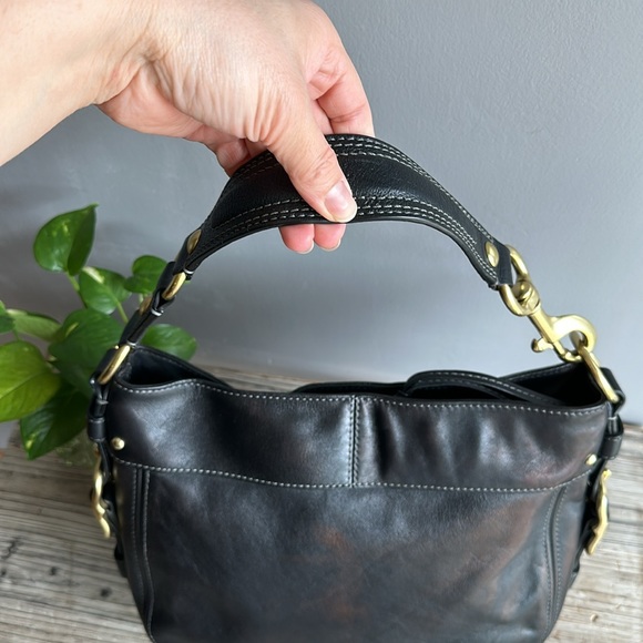 Vintage coach shoulder bag great condition - Picture 7 of 10